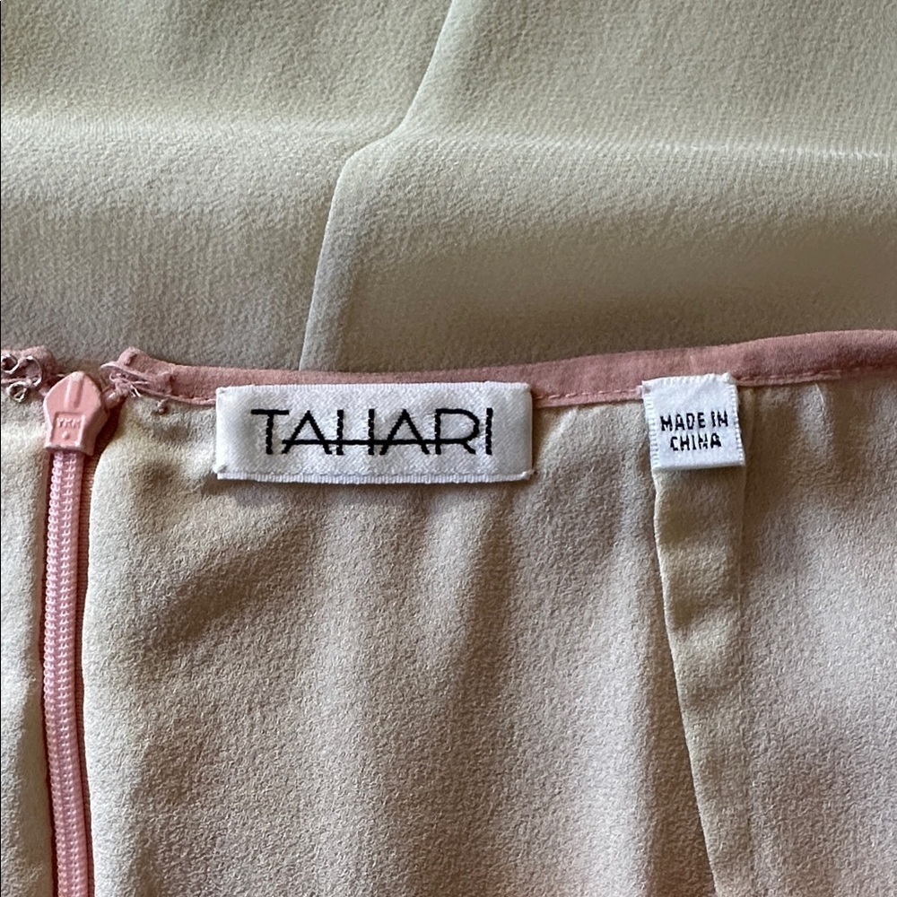 Tahari - Picture 3 of 7